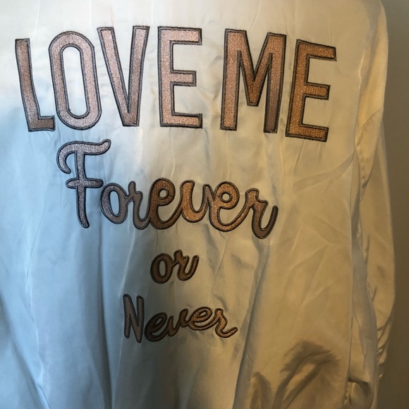 ❌SOLD❌NWOT white bomber jacket - Picture 5 of 8